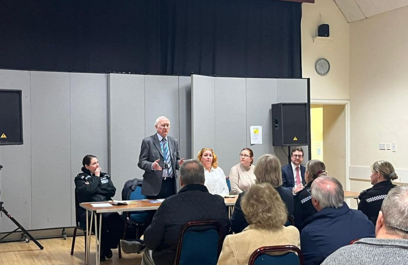 Police & Crime Commissioner attends Dinnington ward councillor's crime meeting