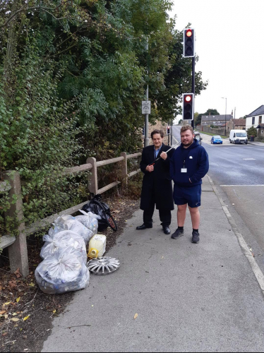 community clean up day RMBC lewis and greg bramley and ravenfield